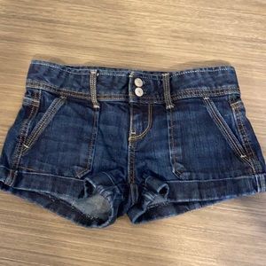 351 - Jean shorts